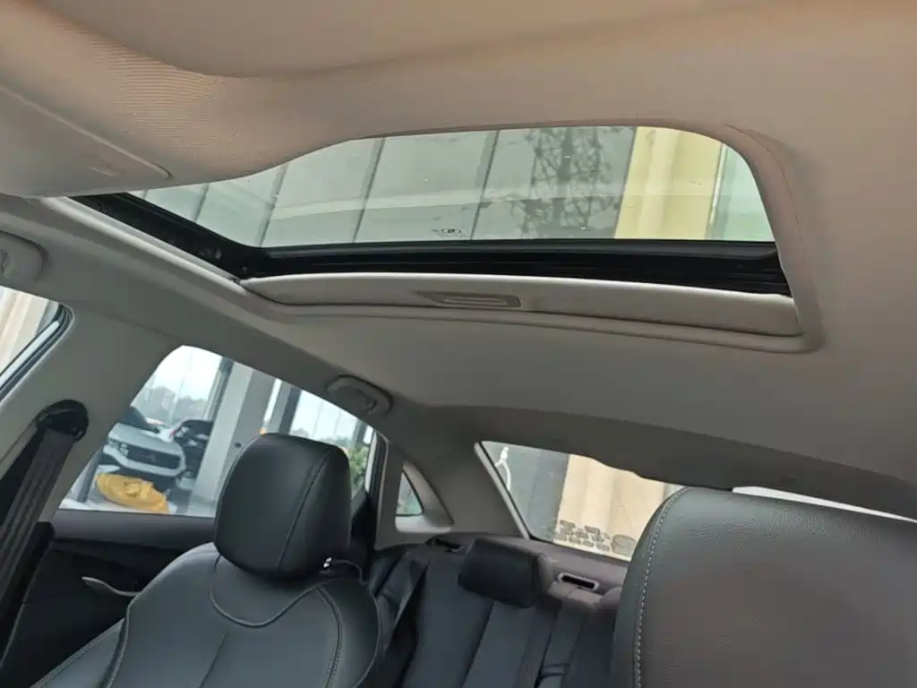 Buick Excelle — миниатюра 18
