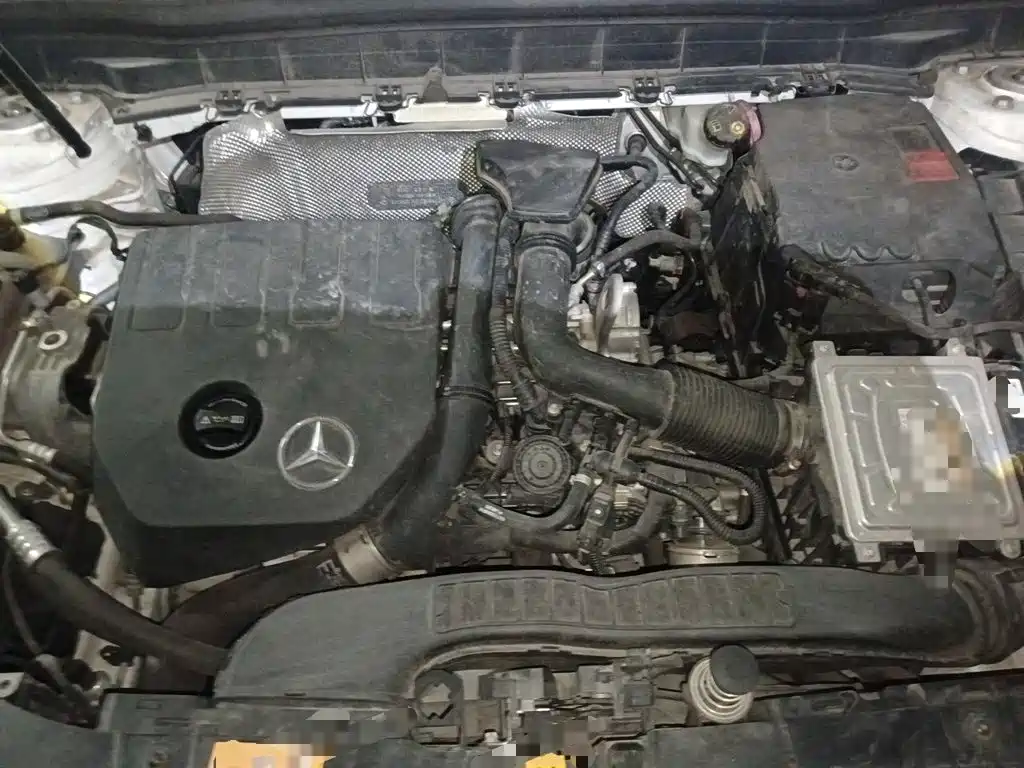 Mercedes-Benz GLB — миниатюра 11