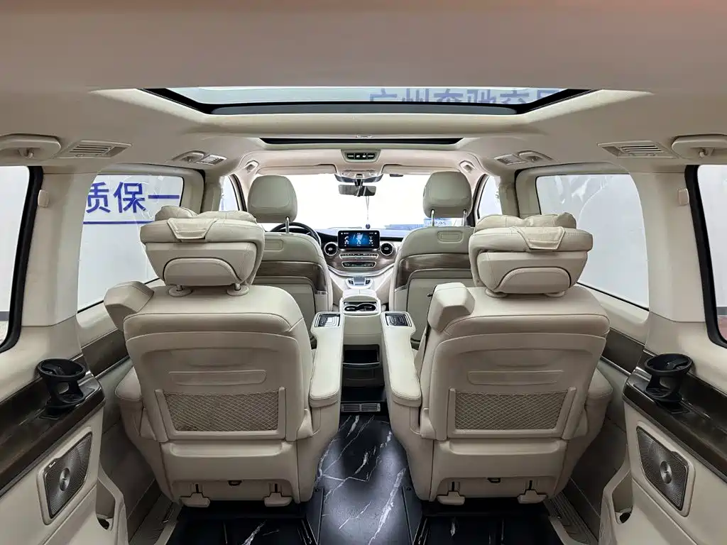 Mercedes-Benz V-Class — миниатюра 41