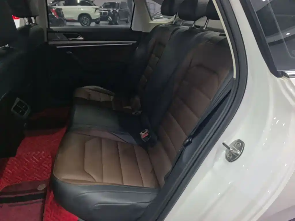 Volkswagen Lavida — миниатюра 17