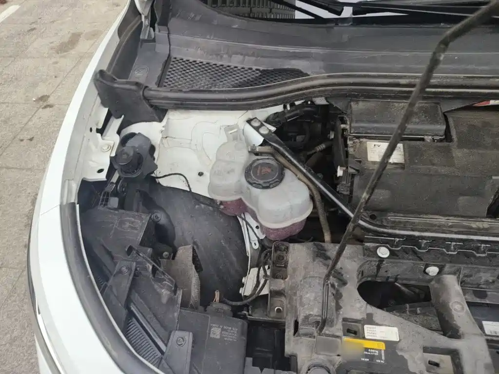 Volkswagen ID.4 Crozz — миниатюра 20