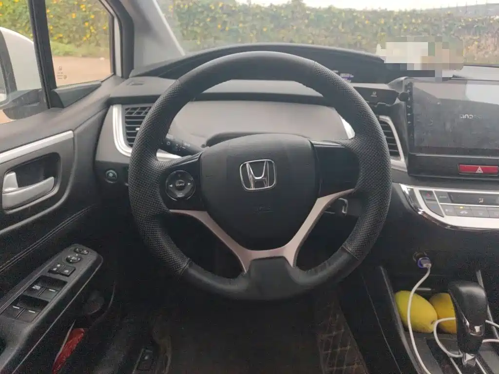 Honda Jade — миниатюра 6