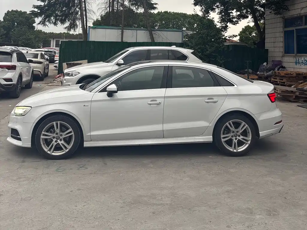 Audi A3 — миниатюра 3