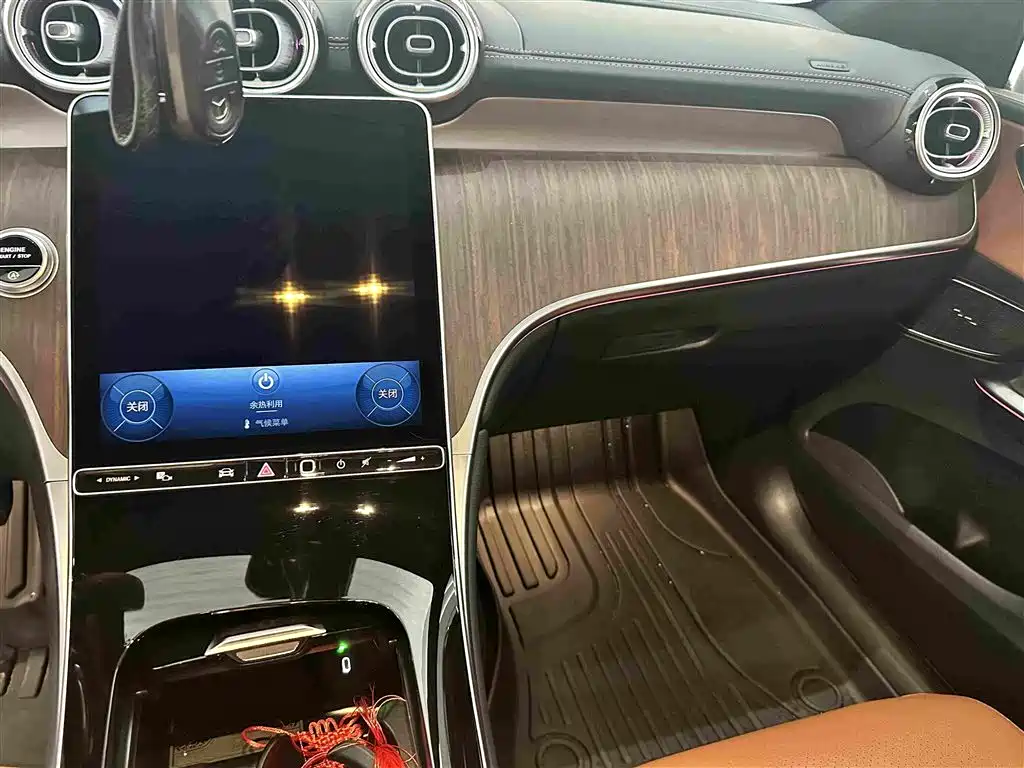 Mercedes-Benz GLC — миниатюра 10