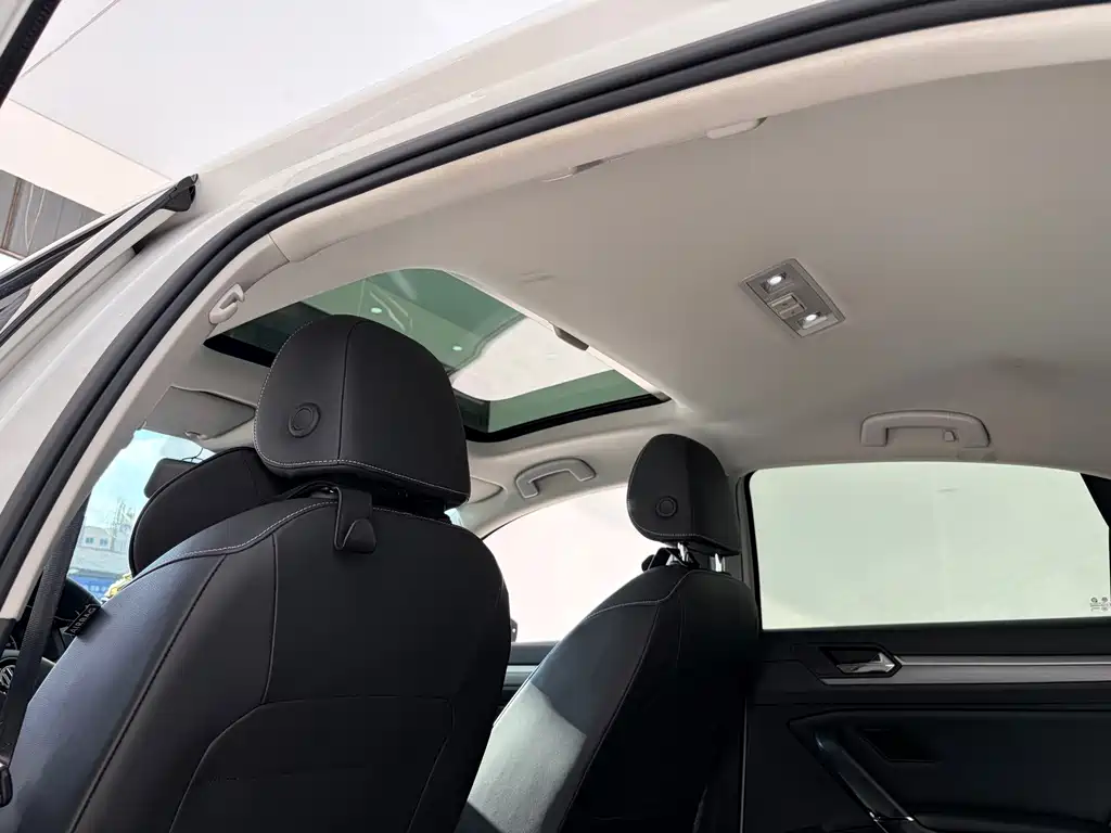 Volkswagen Lamando — миниатюра 9