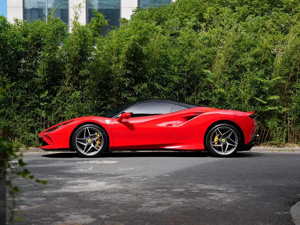 Ferrari F8 2019 Tributo 3.9T V8