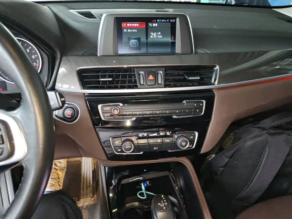 BMW X1 — миниатюра 13