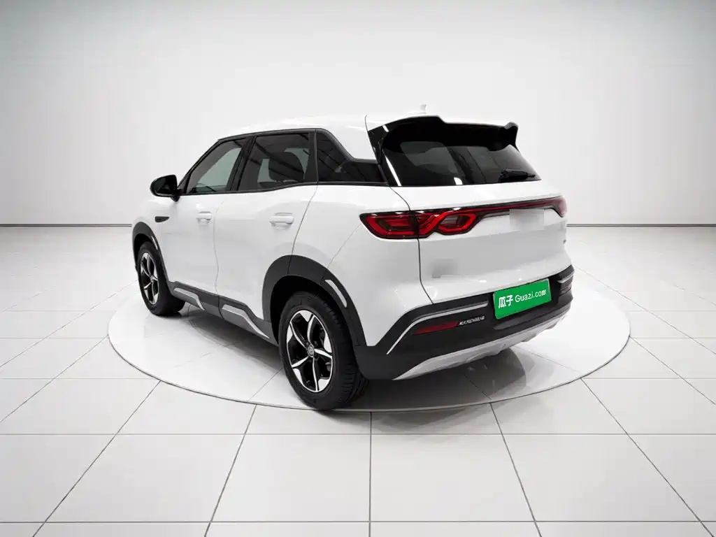 BYD Yuan UP — миниатюра 4