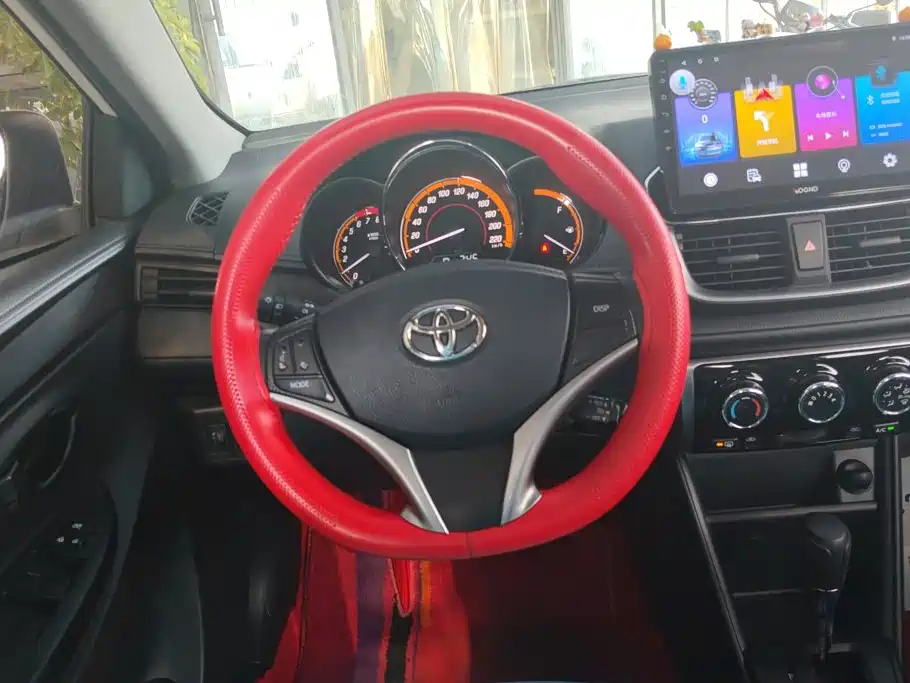 Toyota Yaris L — миниатюра 15