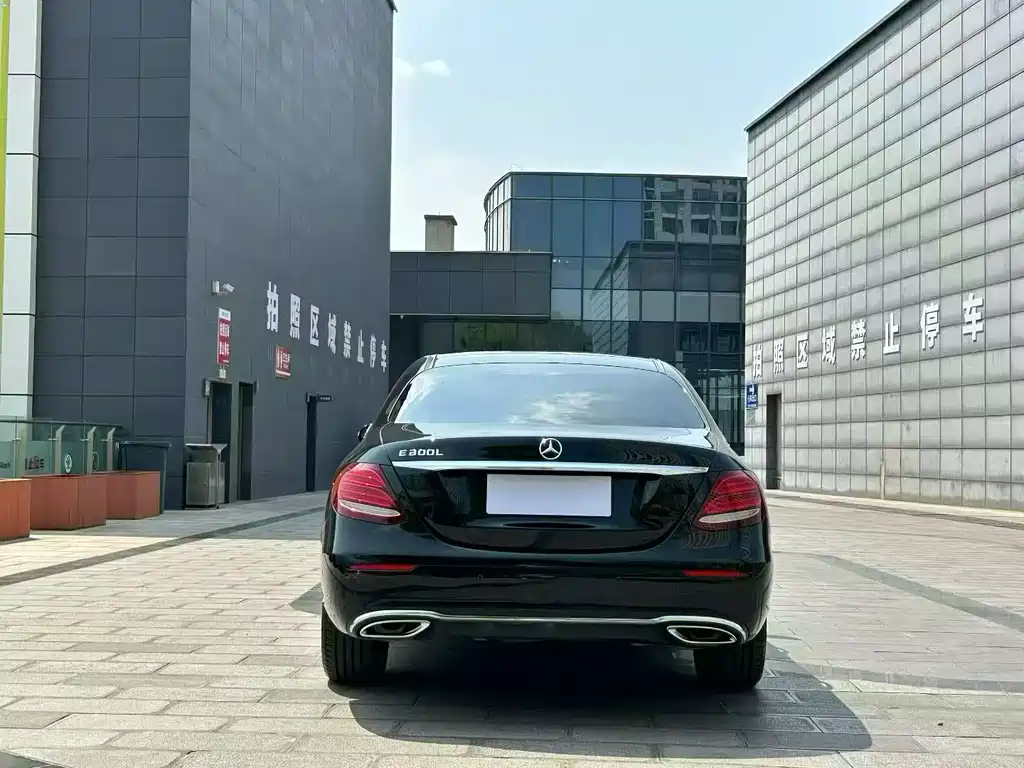 Mercedes-Benz E-Class E 2020 E 300 L Fashion