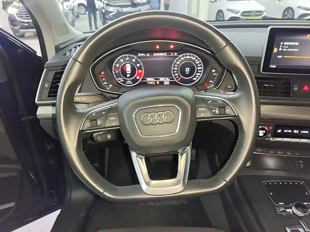Audi Q5L — миниатюра 11