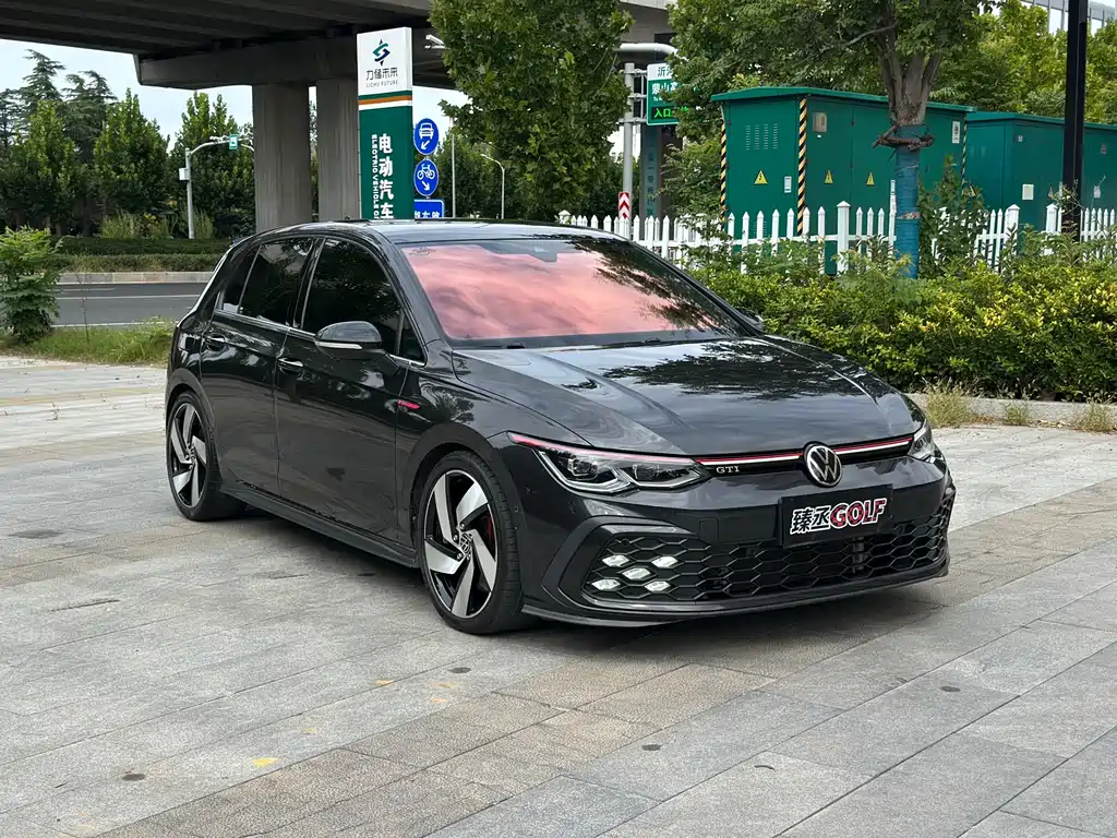 Volkswagen Golf GTI — миниатюра 3