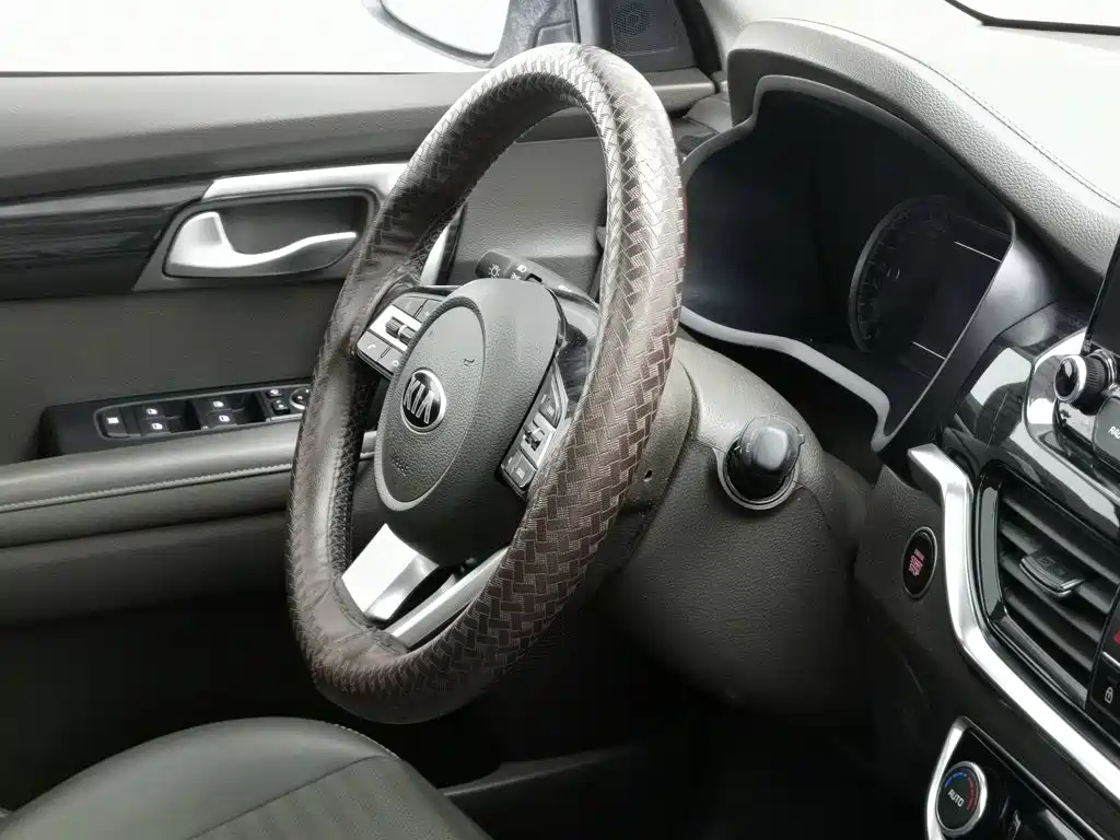 Kia Sportage — миниатюра 22