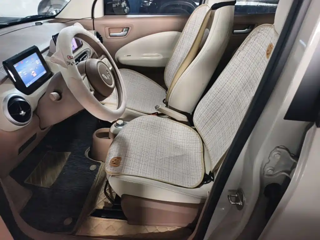 Wuling MINIEV — миниатюра 19