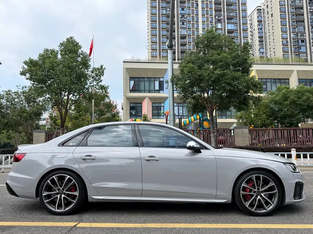 Audi S4 — миниатюра 17