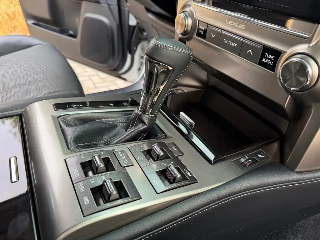 Lexus GX — миниатюра 20