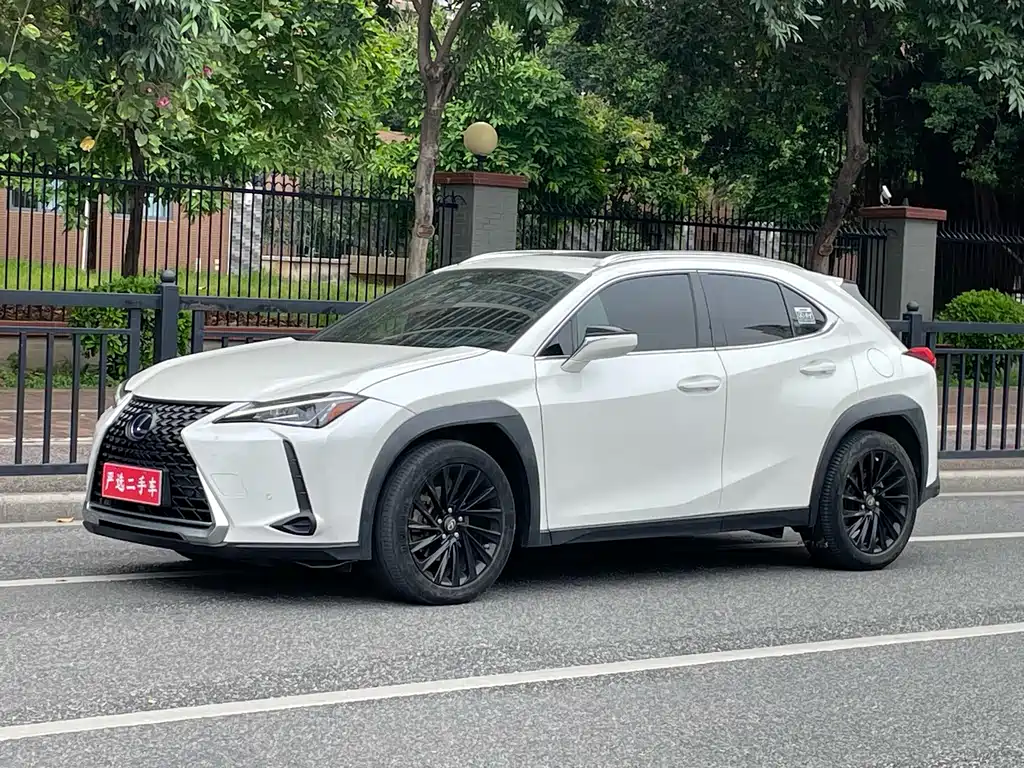 Lexus UX 2019