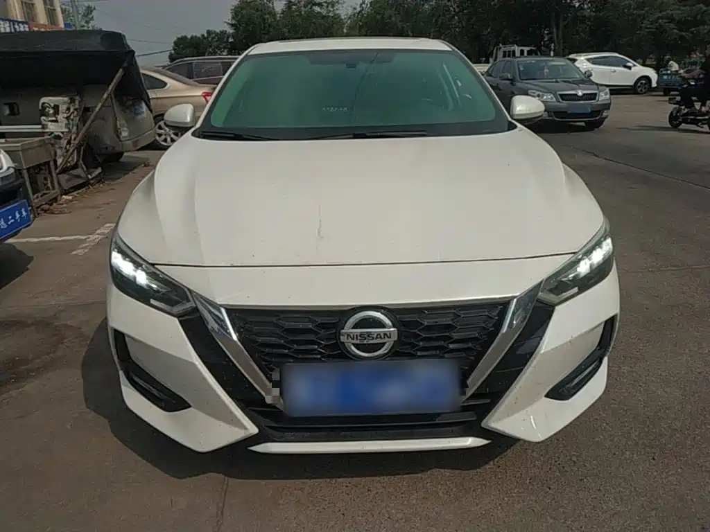 Nissan Sylphy 2020 1.6L XL CVT Enjoy