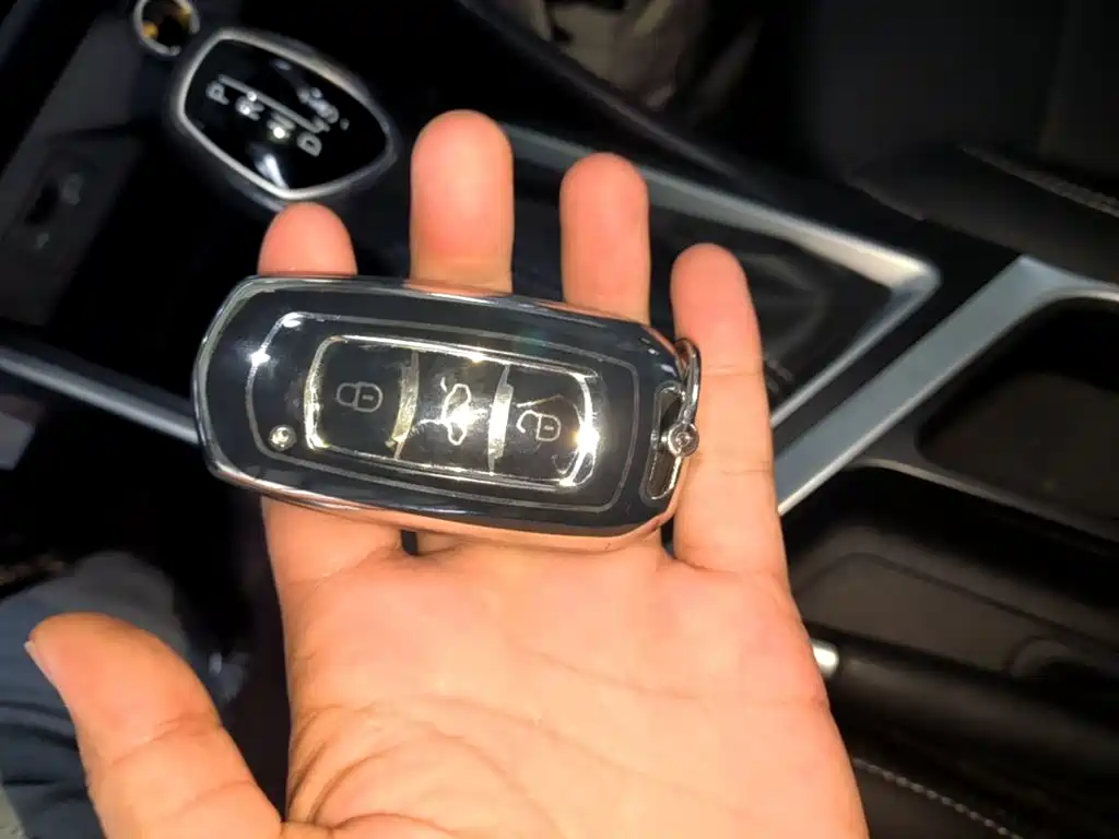 Geely Vision X3 — миниатюра 17