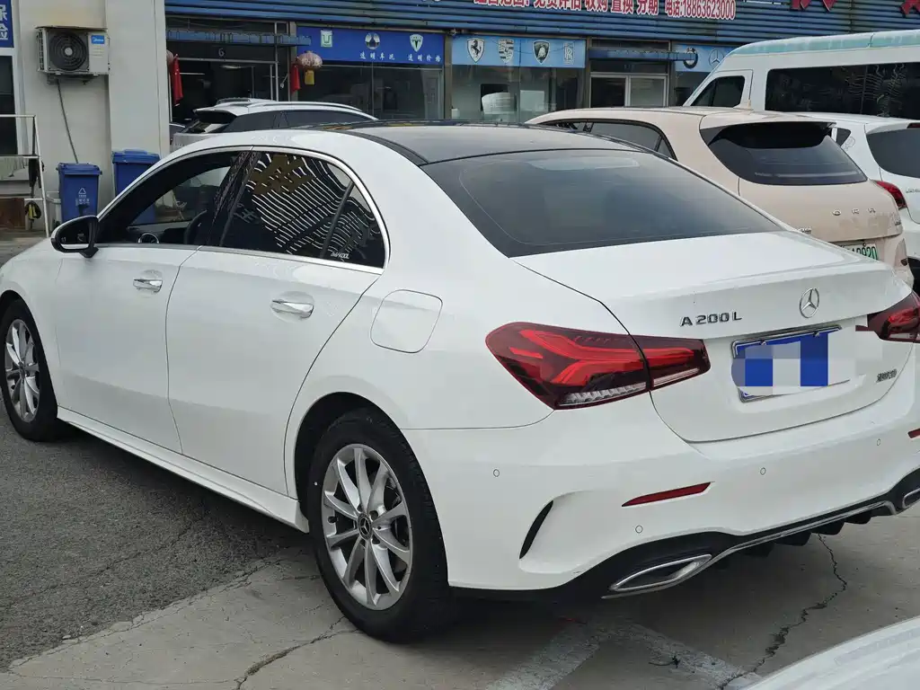 Mercedes-Benz A-Class — миниатюра 3
