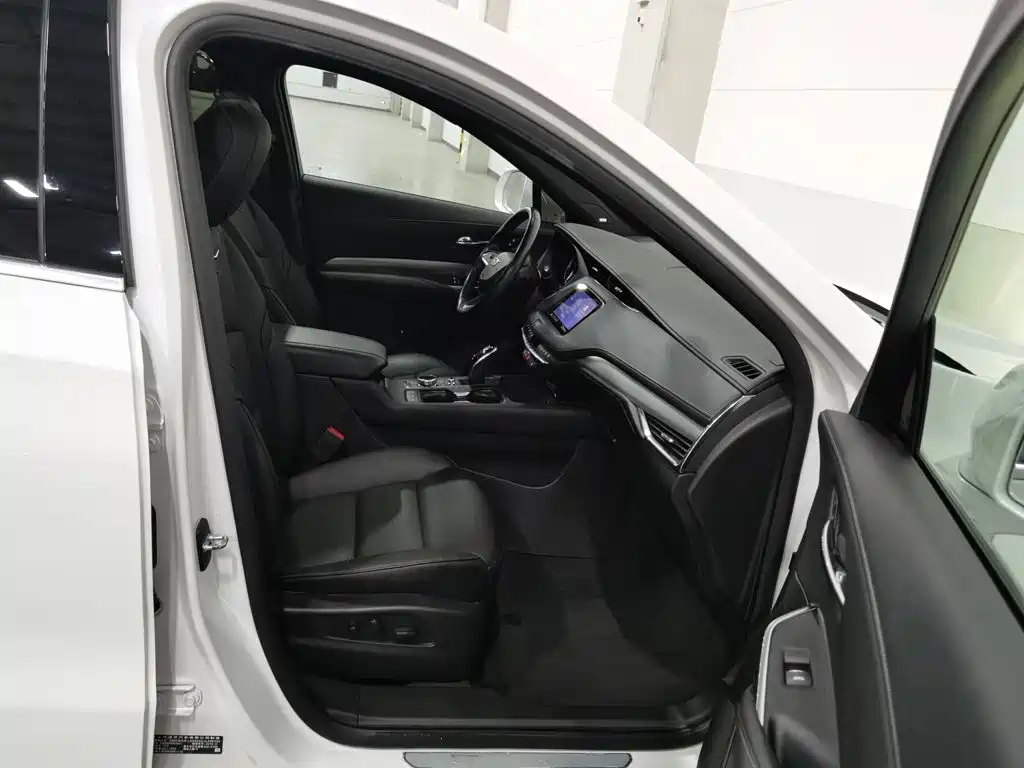 Cadillac XT4 — миниатюра 23