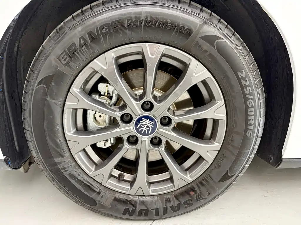 BYD Qin L — миниатюра 17