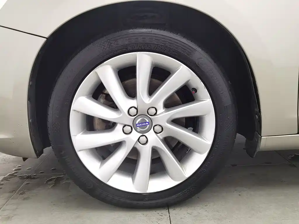 Volvo S60 — миниатюра 17