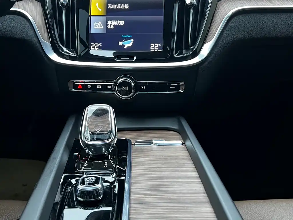 Volvo S60 — миниатюра 15