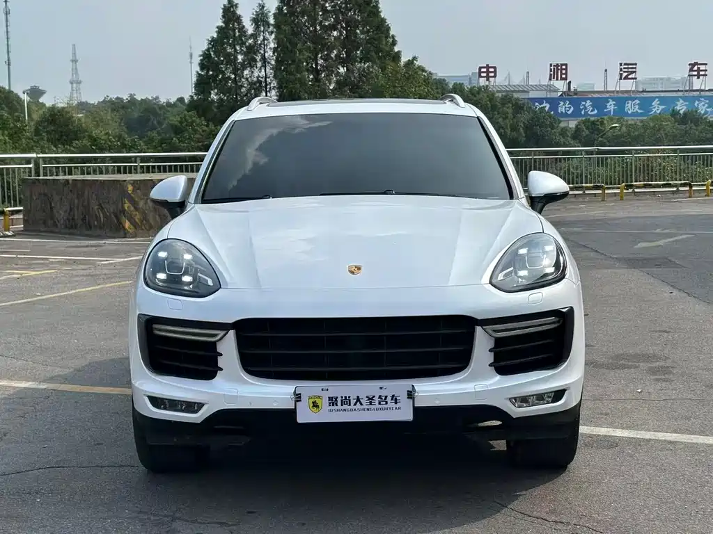 Porsche Cayenne — миниатюра 2