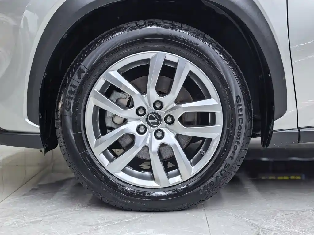 Lexus NX — миниатюра 35
