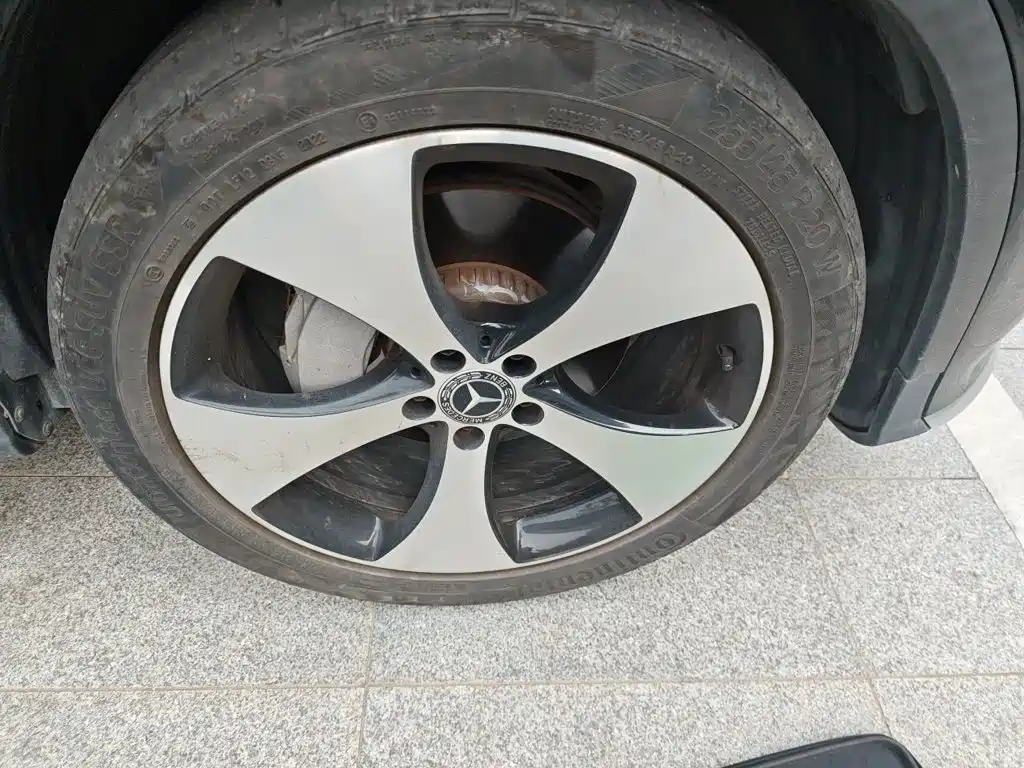 Mercedes-Benz GLC — миниатюра 24