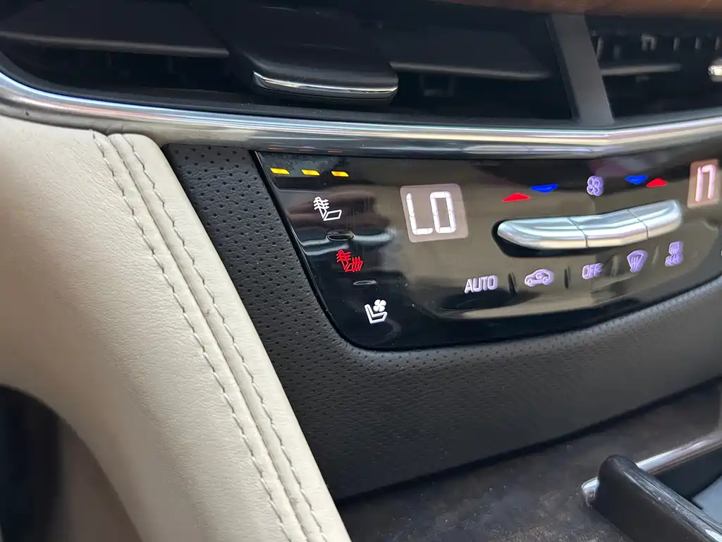Cadillac CT6 — миниатюра 13