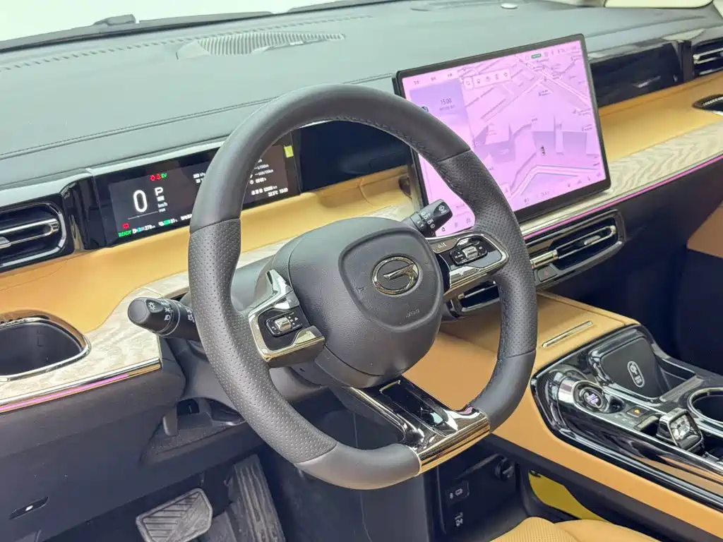GAC Motor 传祺E8 PHEV — миниатюра 15