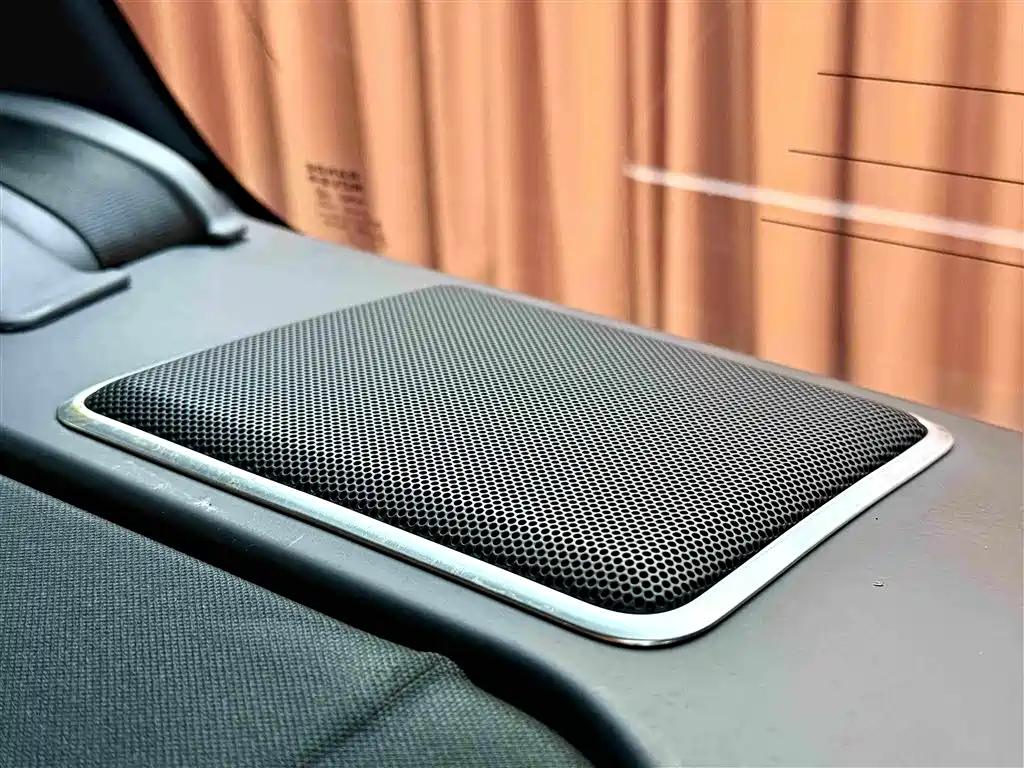 Land Rover Range Rover — миниатюра 17