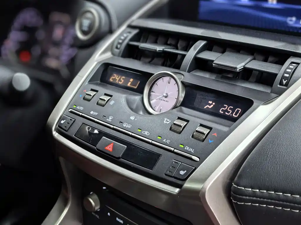 Lexus NX — миниатюра 23