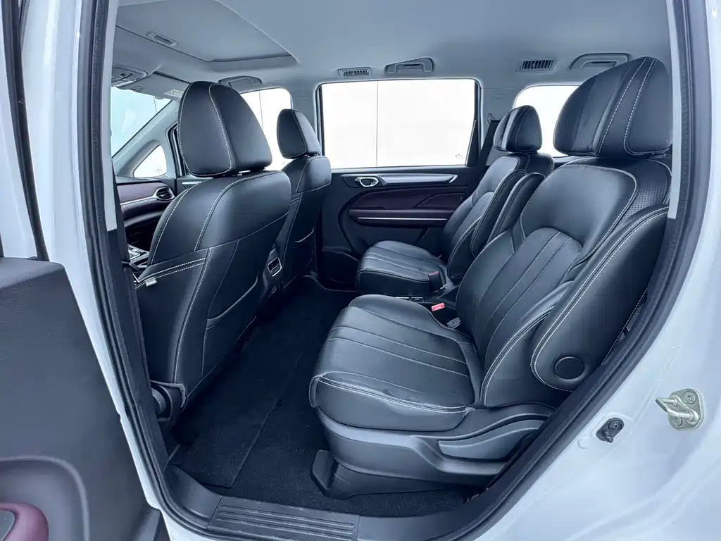 GAC Motor Trumpchi M6 — миниатюра 10