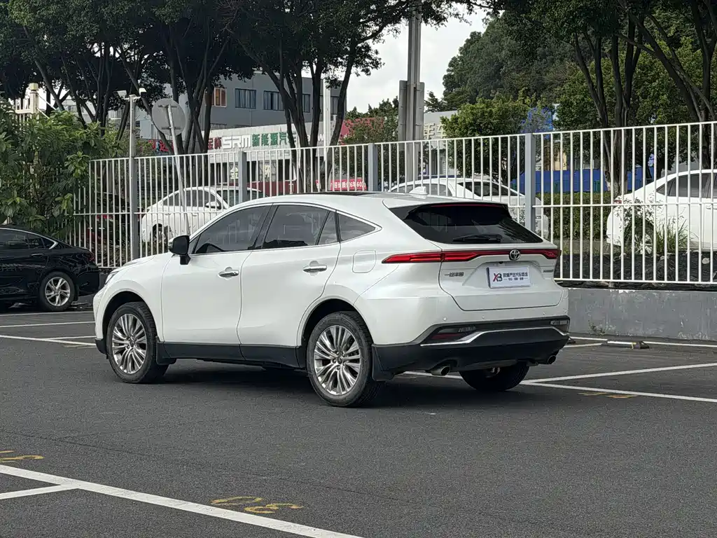 Toyota Harrier — миниатюра 15