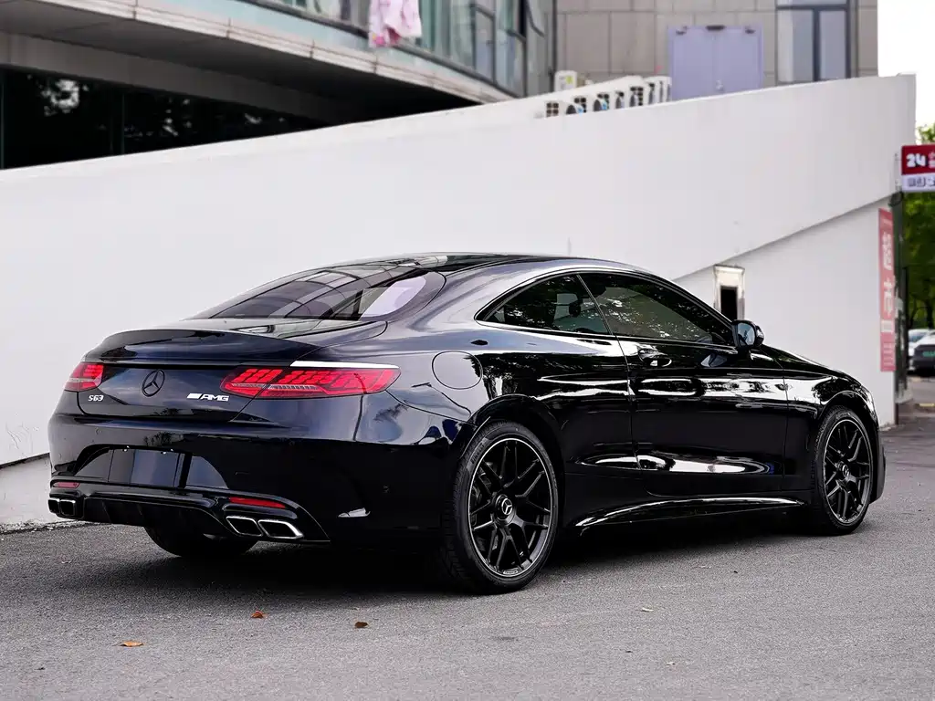 MERCEDES-BENZ S CLASS AMG