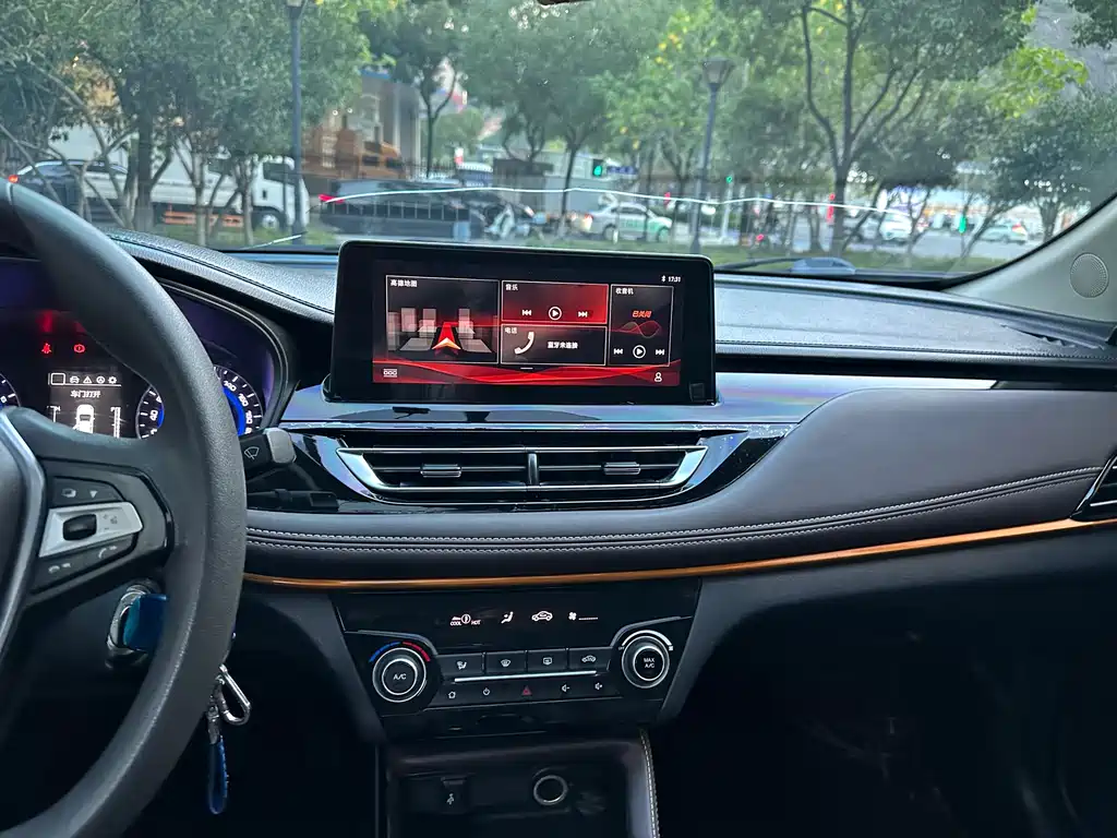 Changan Eado DT — миниатюра 11