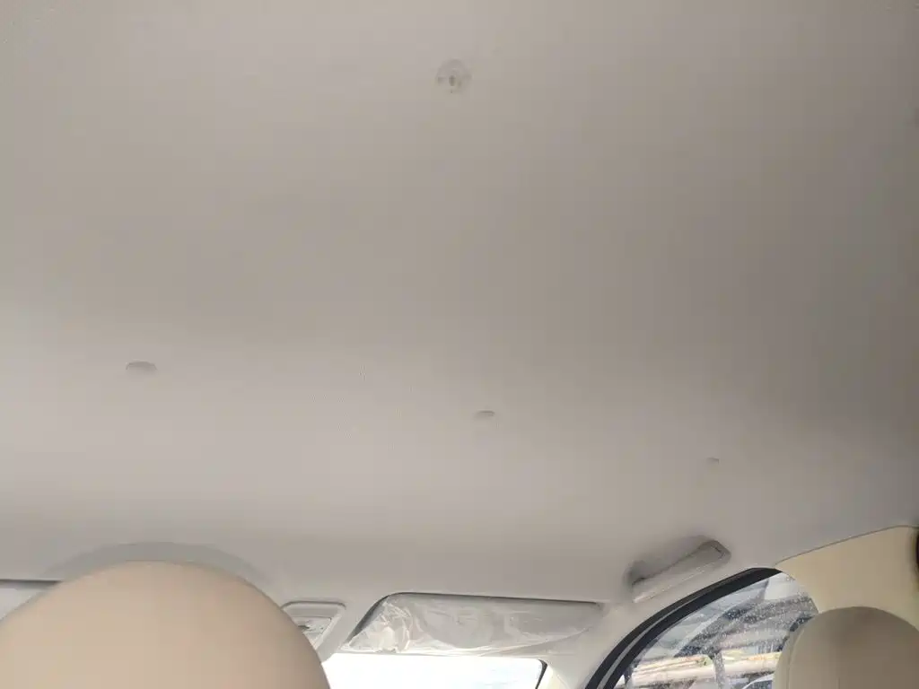 Wuling MINIEV — миниатюра 19