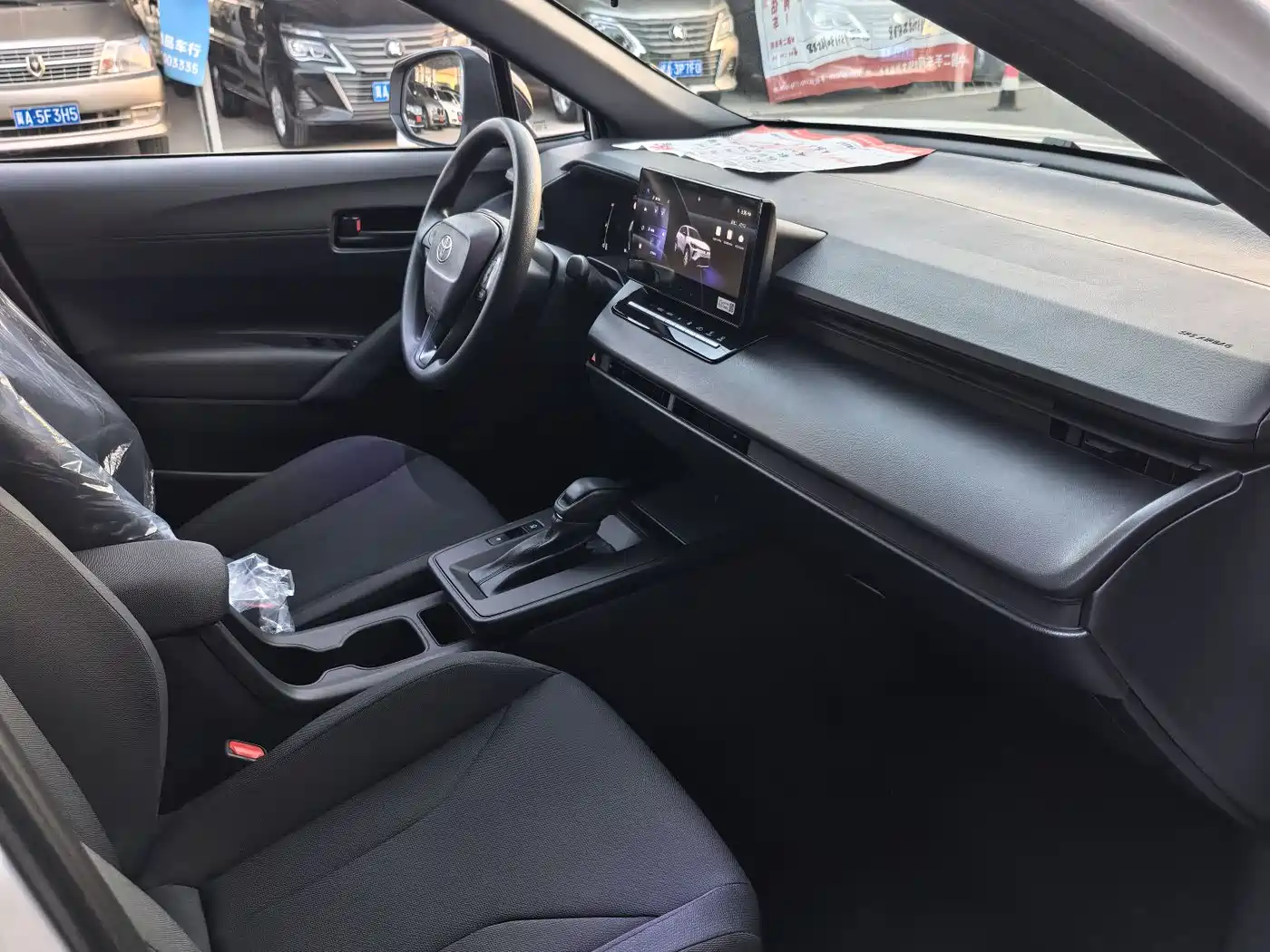 Toyota Corolla 2026 Белый из Китая