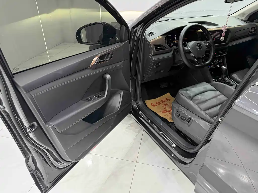Volkswagen Tharu 2022 280TSI Luxury
