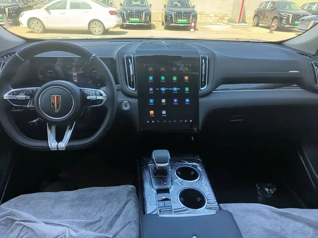 Hongqi Hongqi HS3 PHEV — миниатюра 10