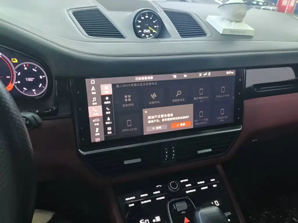 Porsche Cayenne Hybrid — миниатюра 13