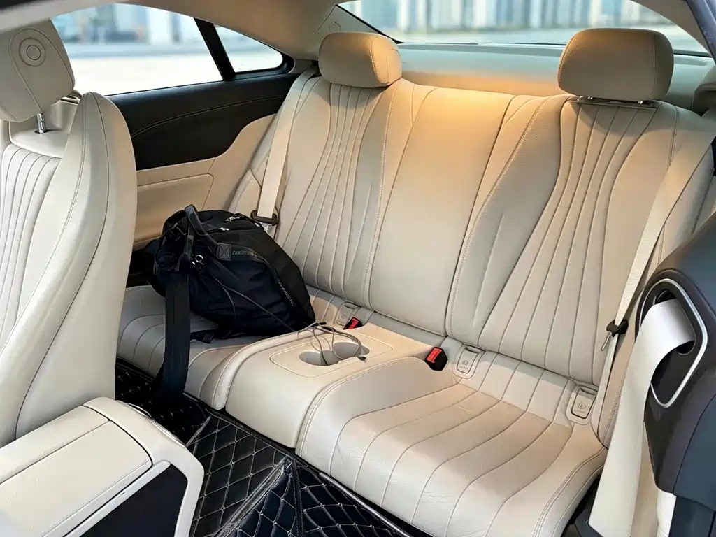 Mercedes-Benz E-Class (Import) — миниатюра 9