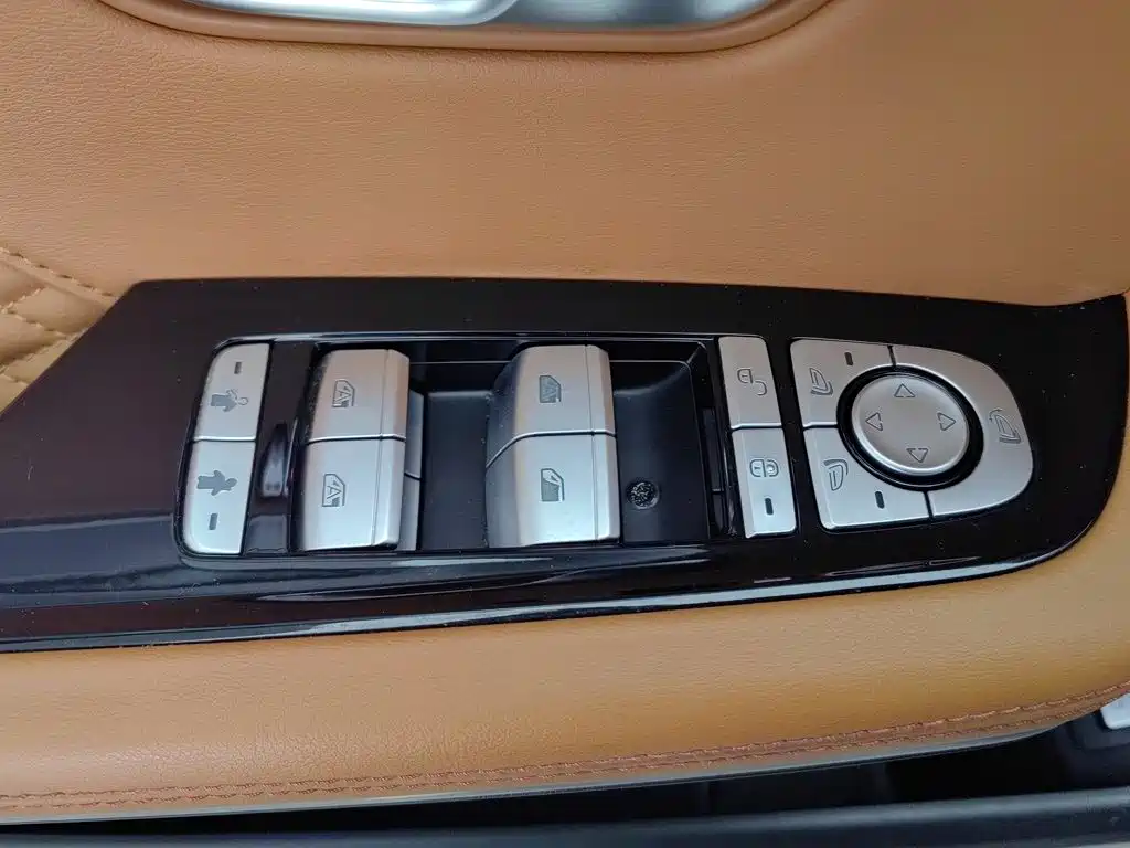 BYD Han — миниатюра 9