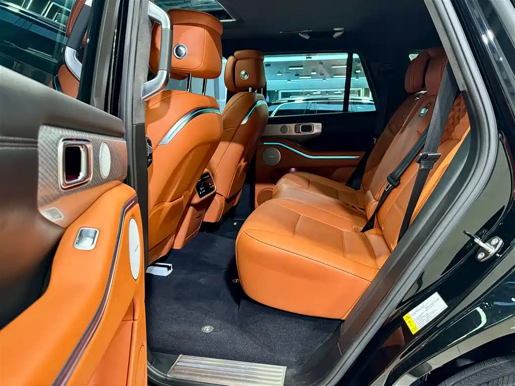 TANK TANK 700 NEW ENERGY