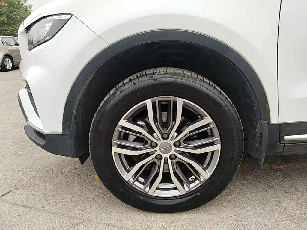Geely Boyue — миниатюра 23