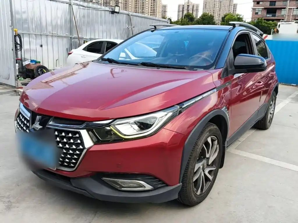 Luxgen U5 SUV