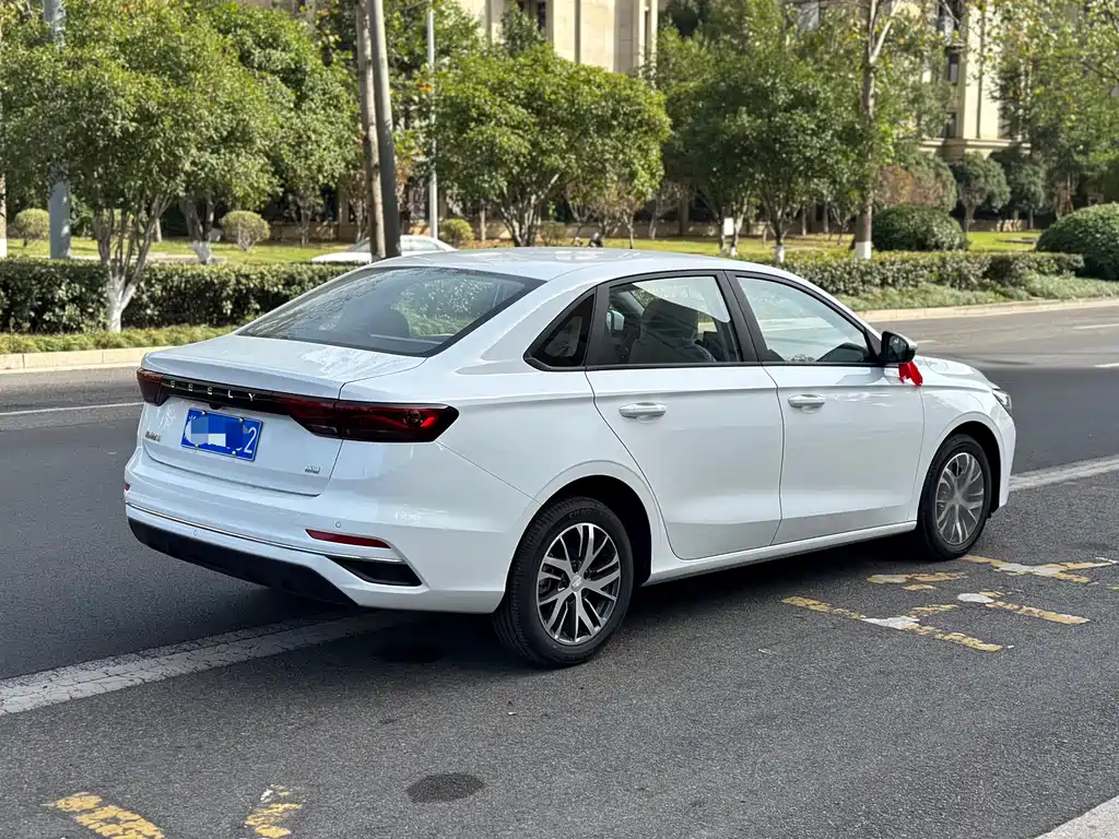 GEELY AUTOMOBILE EMGRAND